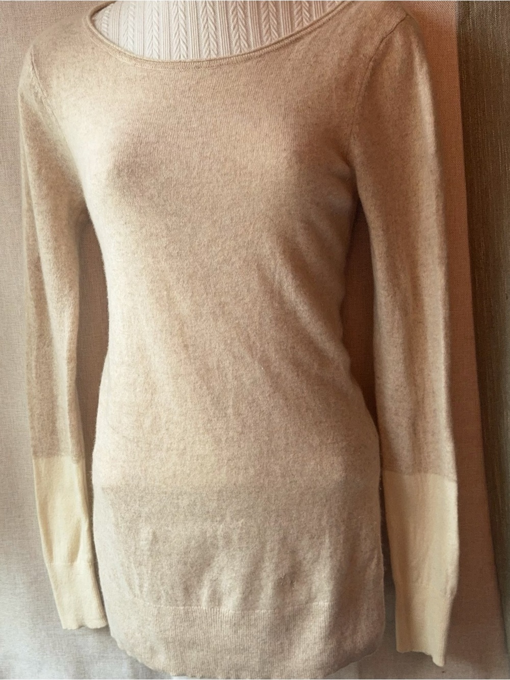 🤍 Repaired Club Monaco 100% Cashmere Sweater • Seashell Heather Beige
